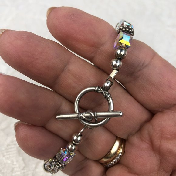 Boutique Vintage Sterling Silver Bead & Clear Crystal Accent Toggle Bracelet - Picture 4 of 14